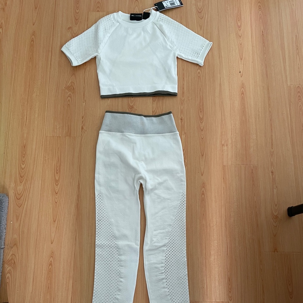 Ivy Park Drop 6 crop top and leggings set